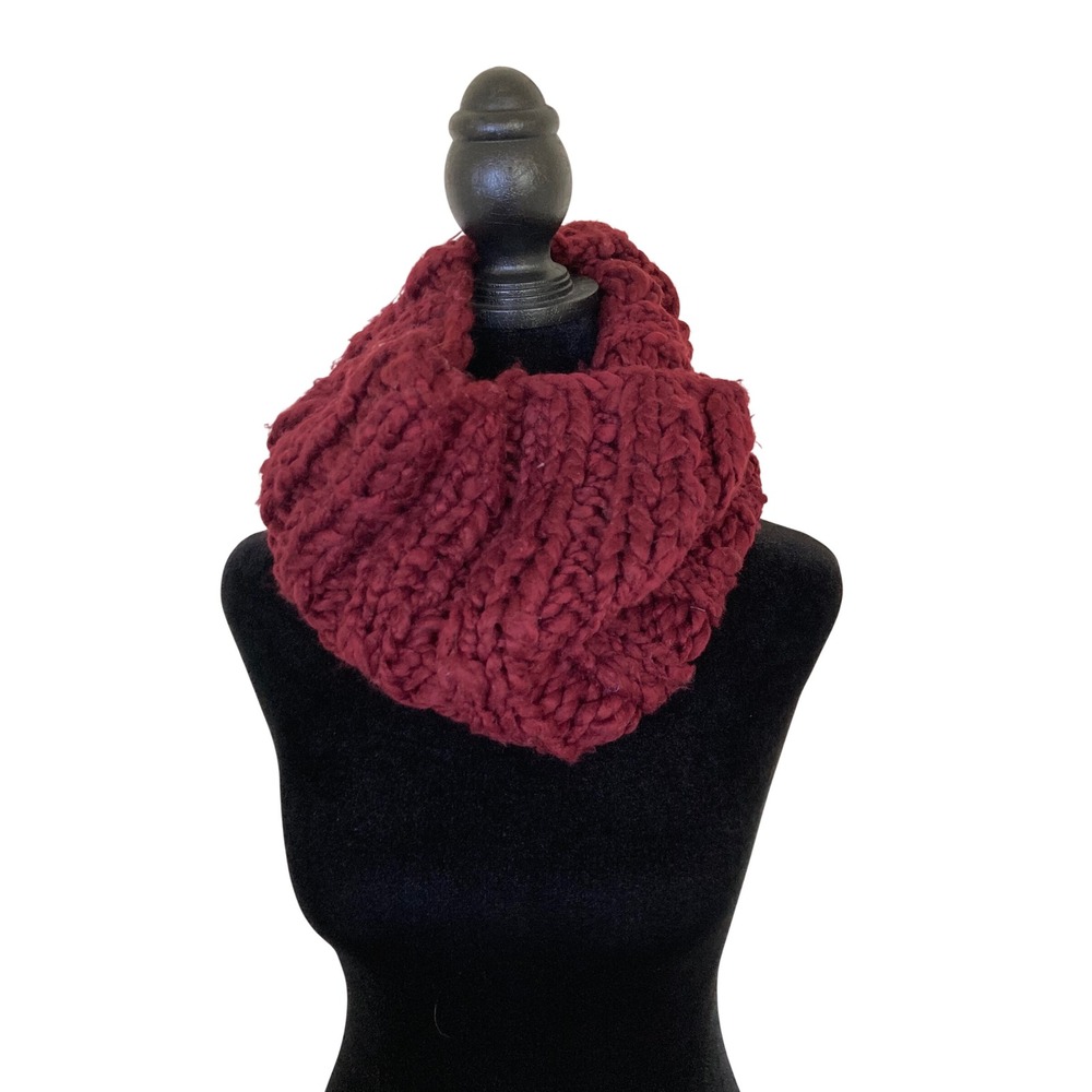 American Eagle Outfitters Burgundy Chunky Knit Infinity Scarf One Size Maroon